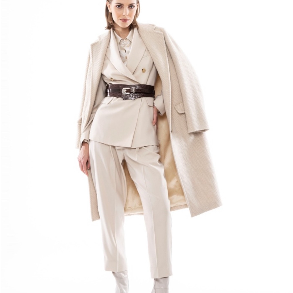 Women’s Eleventy Coat